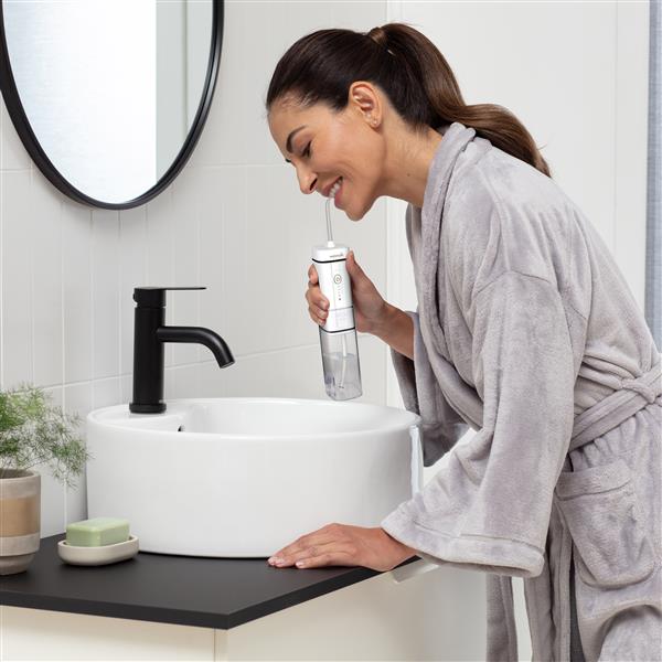 White Waterpik? Cordless Slide Professional Water Flosser