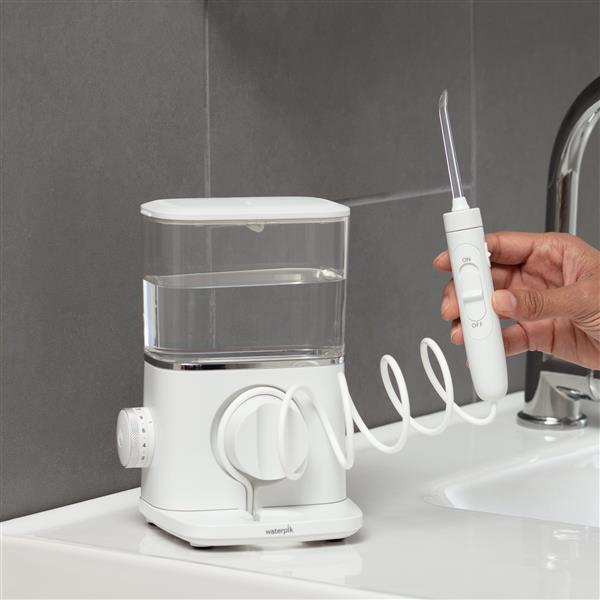 White Waterpik™ Evolution Water Flosser