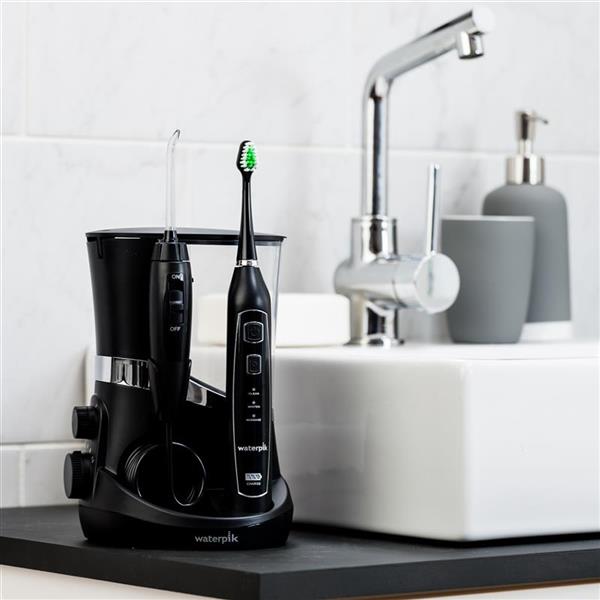 Black Waterpik? Complete Care 5.0 Combo