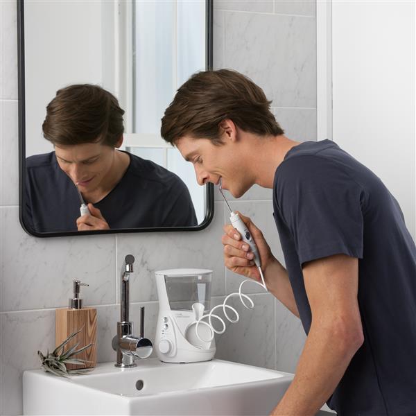 White Waterpik? Aquarius ? Professional Water Flosser