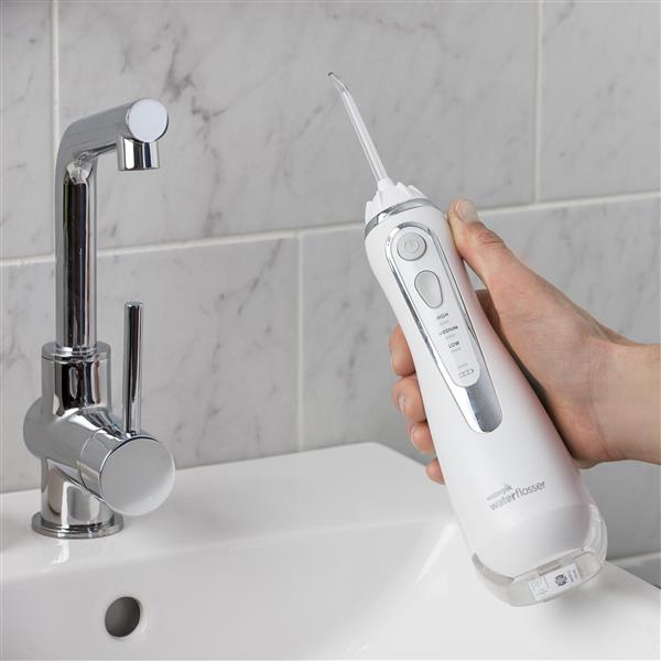 White Waterpik? Cordless Advanced 2.0 Water Flosser