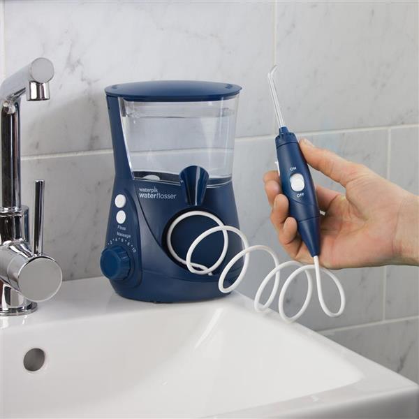 Blue Waterpik? Aquarius? Water Flosser